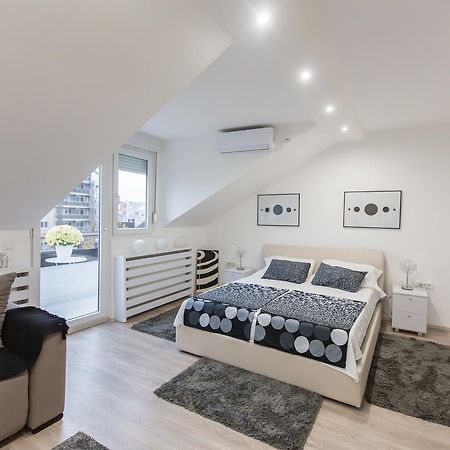 Stan Na Dan Angel Apartamento Novi Sad Exterior foto