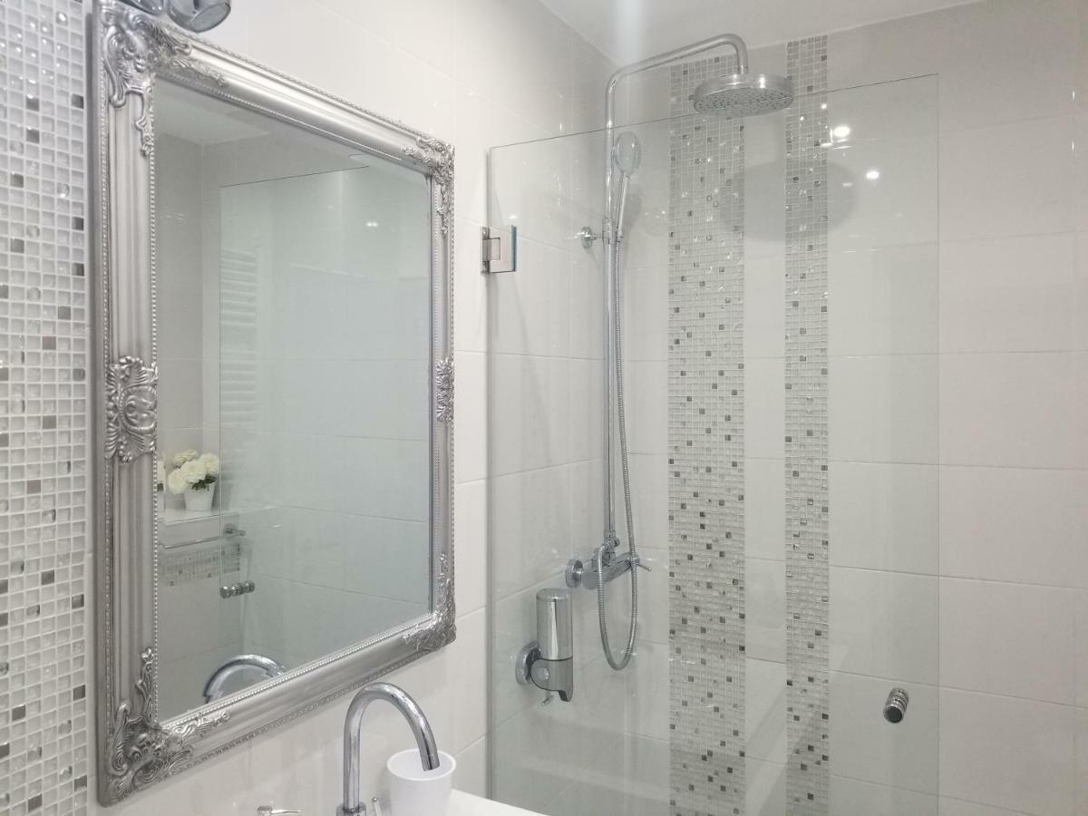 Stan Na Dan Angel Apartamento Novi Sad Exterior foto